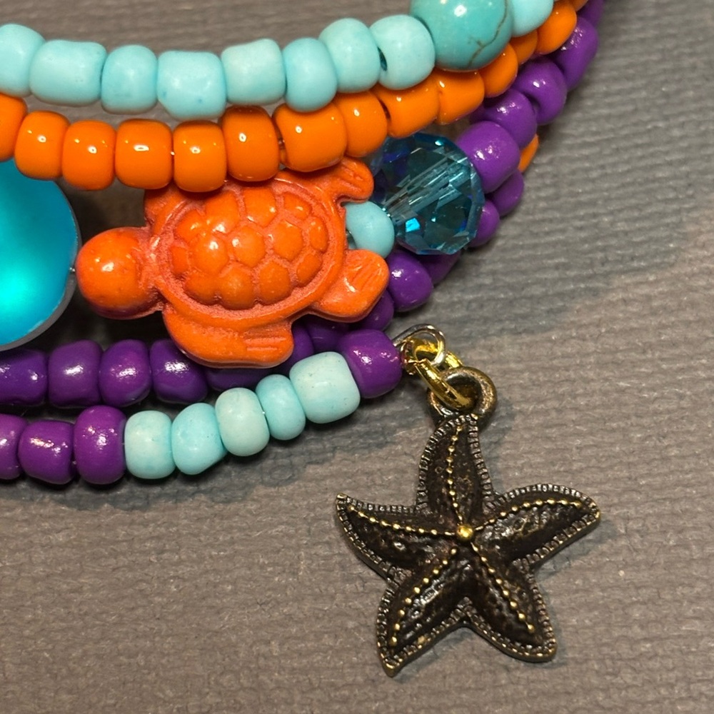 🩵Colorful Memory Wire Bracelet💜 - Picture 3 of 4